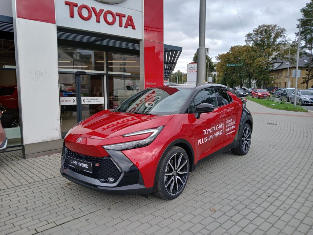 Toyota C-HR  2,0 PHEV 2x4 GR SPORT PREMIER EDIITION