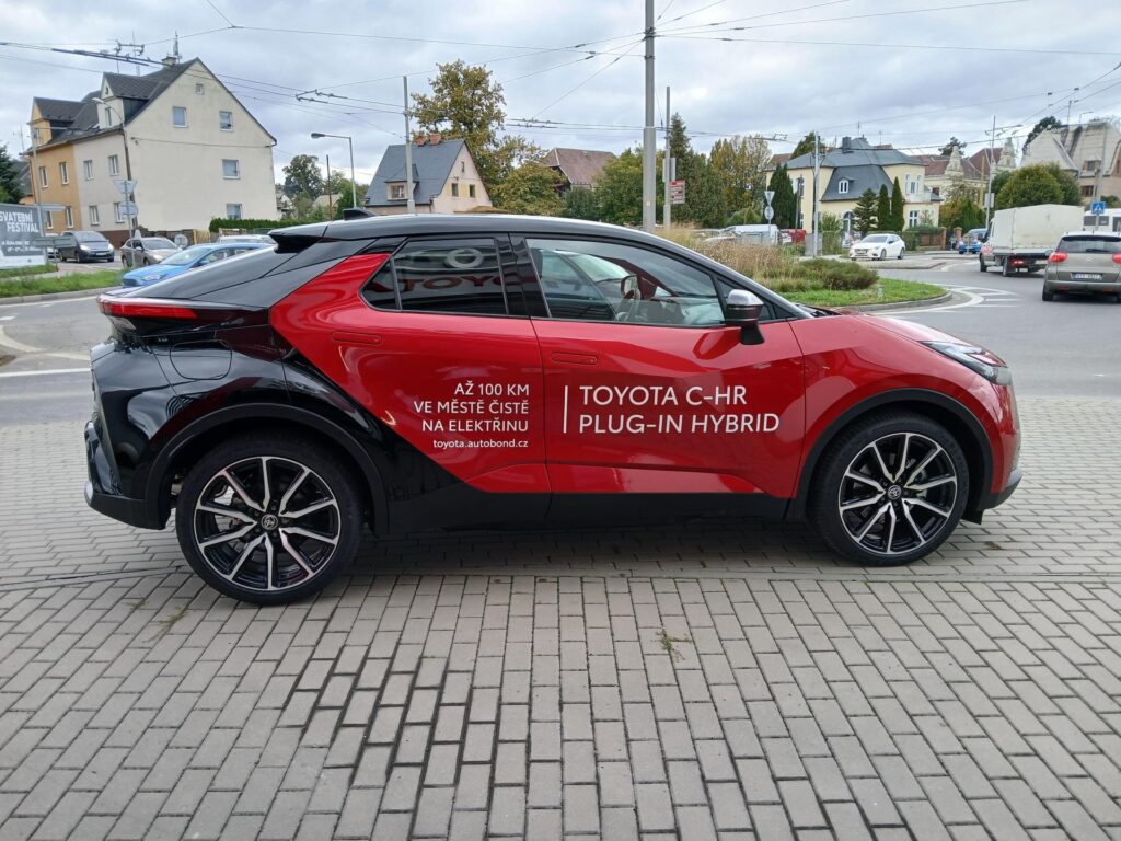 Toyota C-HR  2,0 PHEV 2x4 GR SPORT PREMIER EDIITION