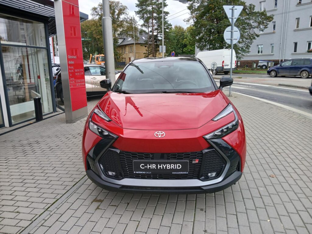 Toyota C-HR  2,0 PHEV 2x4 GR SPORT PREMIER EDIITION