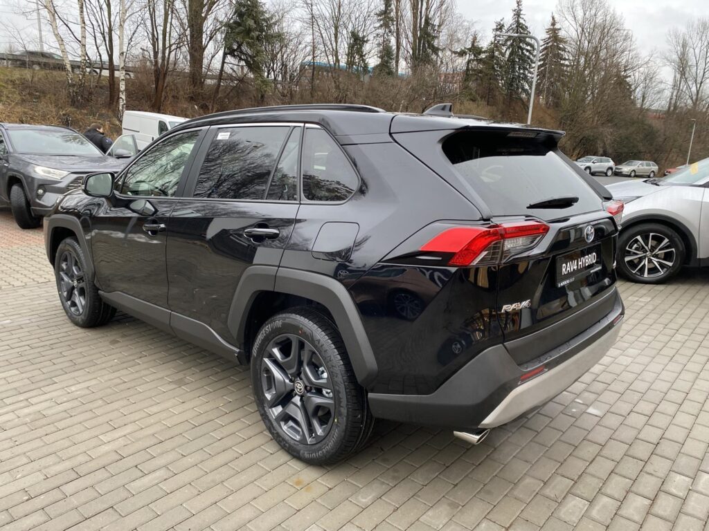 Toyota RAV4  2.5 HEV 4x4 Adventure