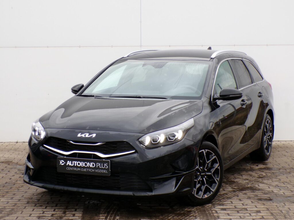 KIA Ceed  1.5 T-GDI 103kW Edice 30